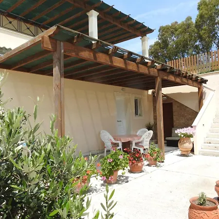Athena Appartement *